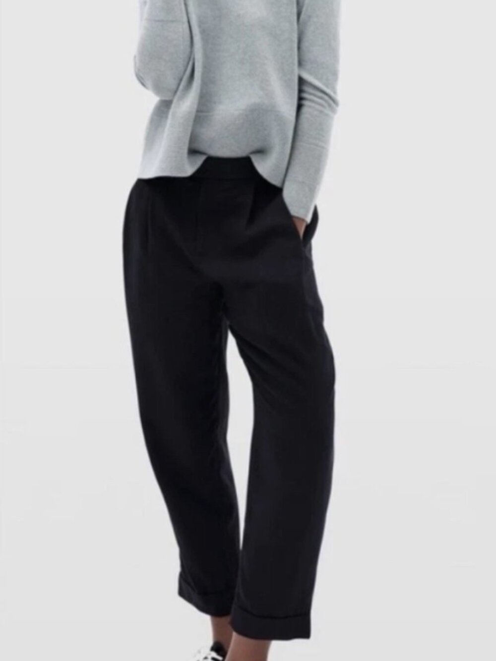 Everlane The Put Together Pleated Tapered Press Crease Trousers Black 0 / 26"
